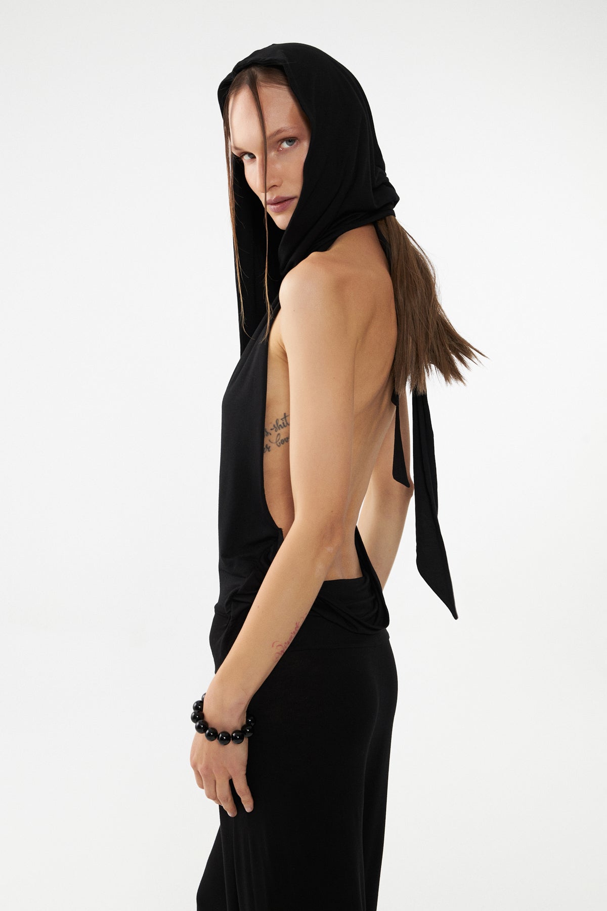 KAPŞONLU UZUN BAMBU TULUM